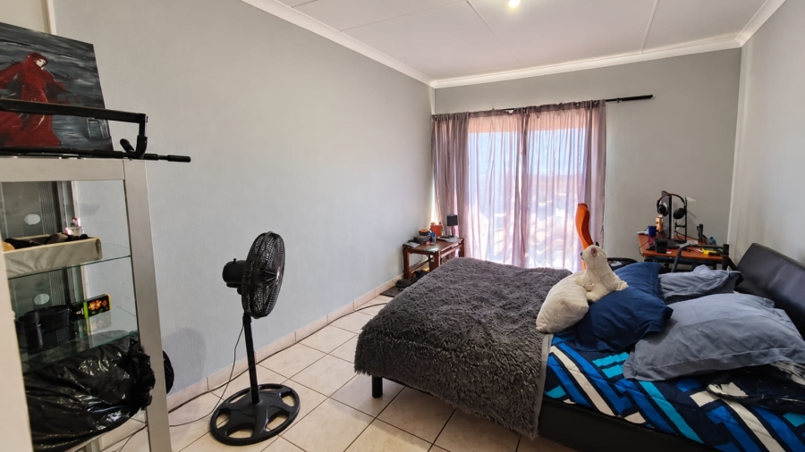 3 Bedroom Property for Sale in Ifafi North West
